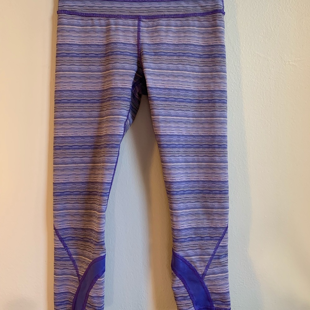 Lululemon size 4 crop